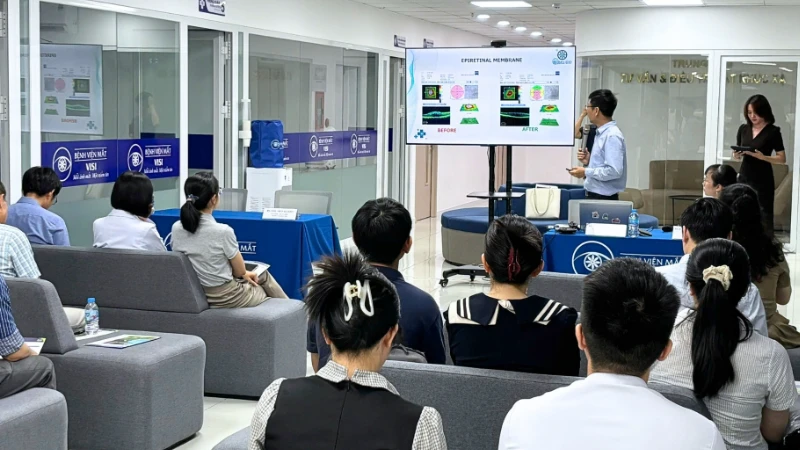 trao đổi về bệnh lý đáy mắt